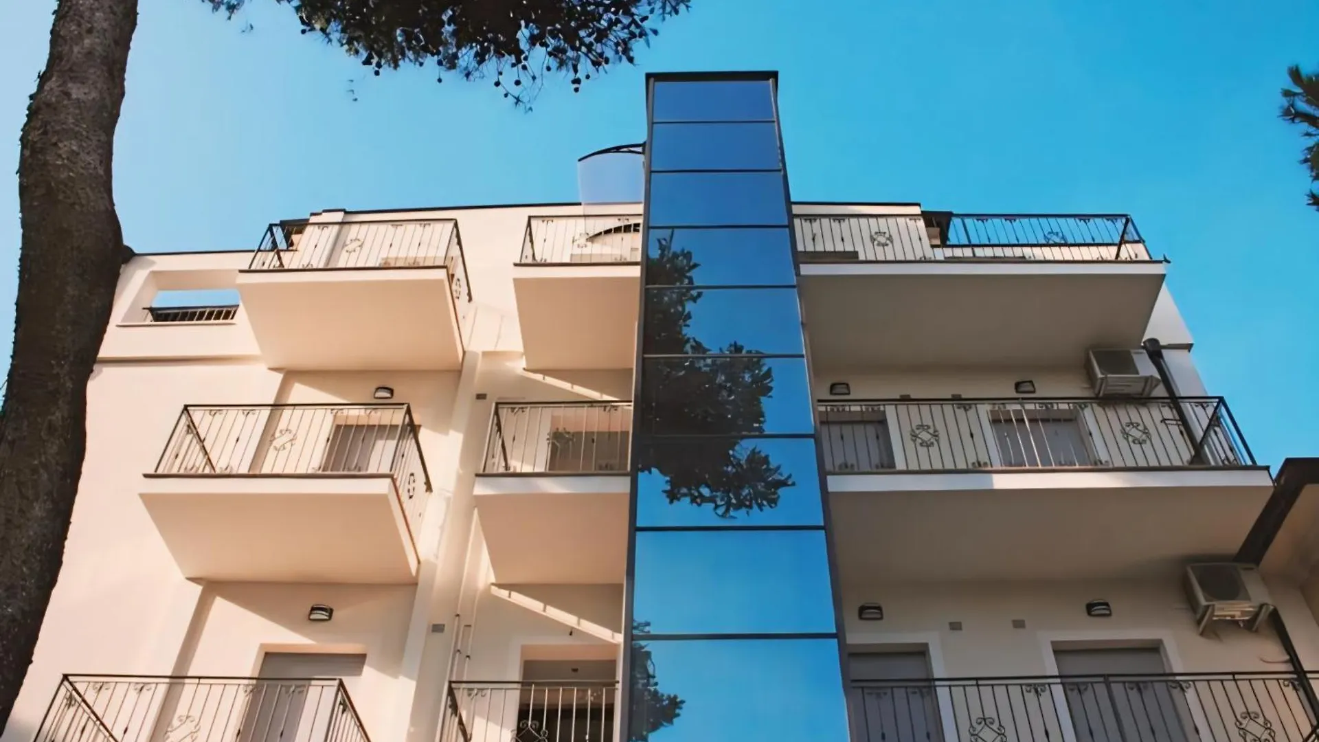 Le Rose Residence & Bici House Cattolica