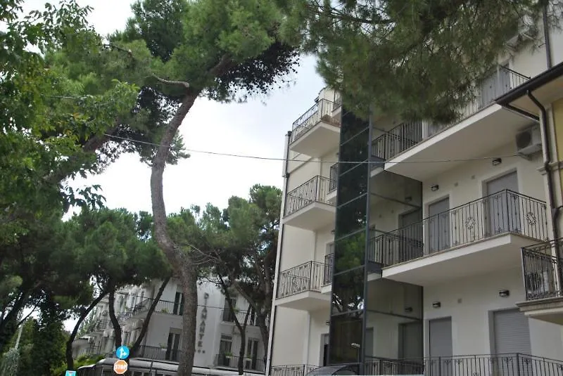 Aparthotel Le Rose Residence & Bici House Cattolica